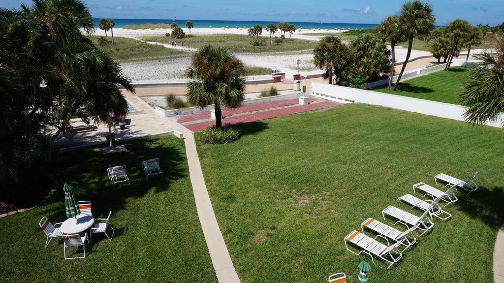 Hotel Tropic Terrace Of Treasure Island St. Pete Beach Exterior foto