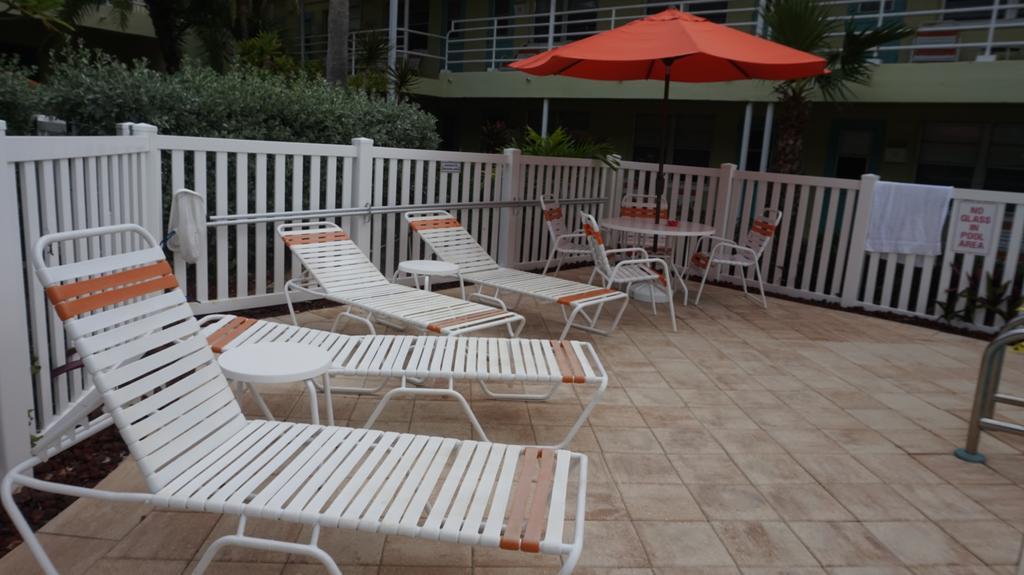 Hotel Tropic Terrace Of Treasure Island St. Pete Beach Exterior foto